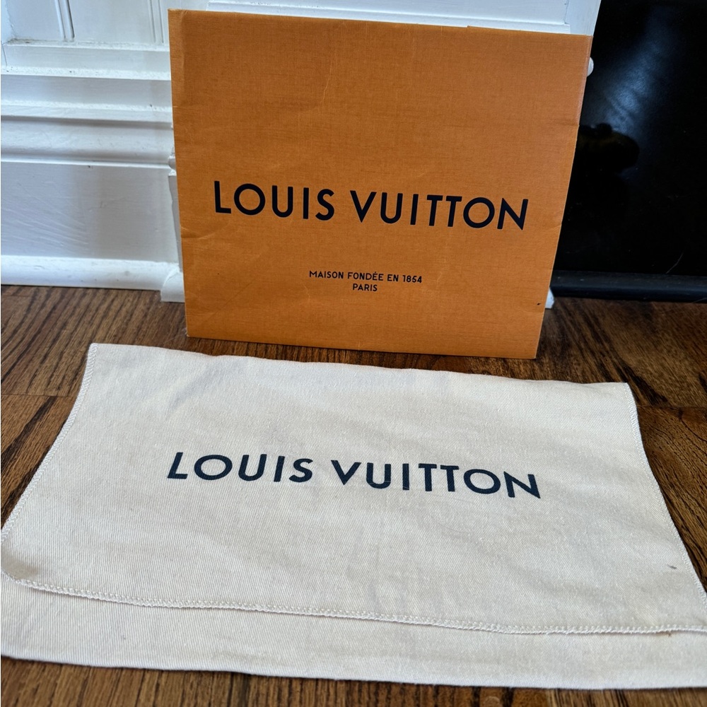 Louis Vuitton dustbag